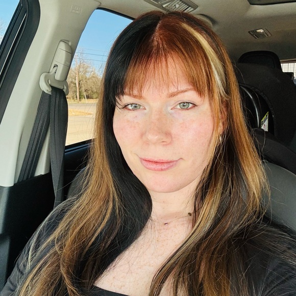 Meet your Posher, Madeline - Picture 1 of 1